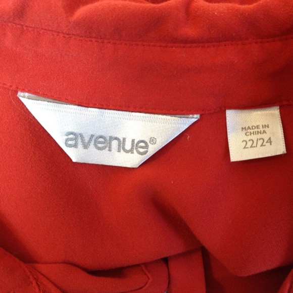 Avenue Long Sleeve Button Up Top Red Blouse Chest Pockets Size 22-24 - Picture 8 of 10